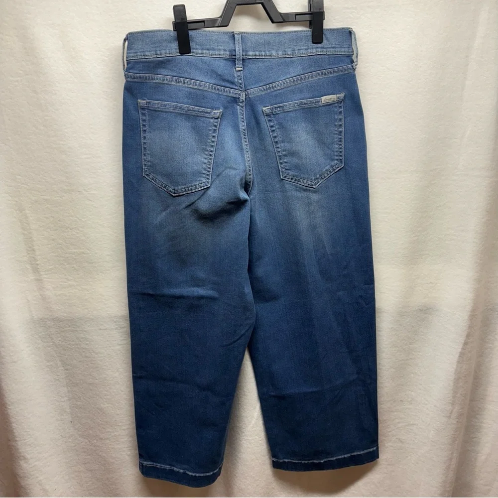 Eddie‎ Bauer Womens 8 High Rise Wide Leg Crop Jeans Medium Wash